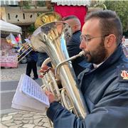 Offro la mia conoscenza musicale a bambini di tutte le età, teoria e solfeggio e strumenti ad ottone.